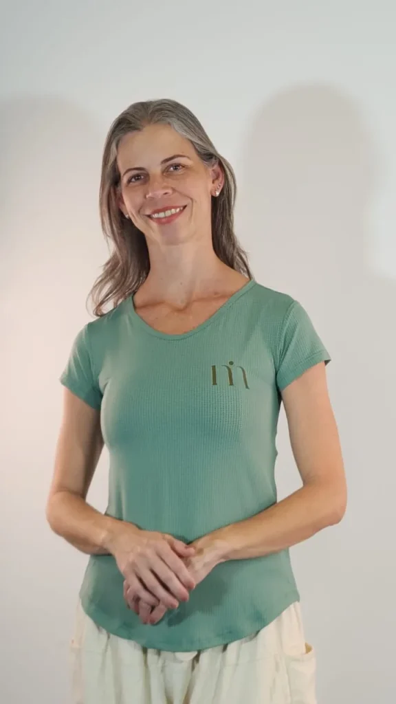 Michelline Almeida sorrindo